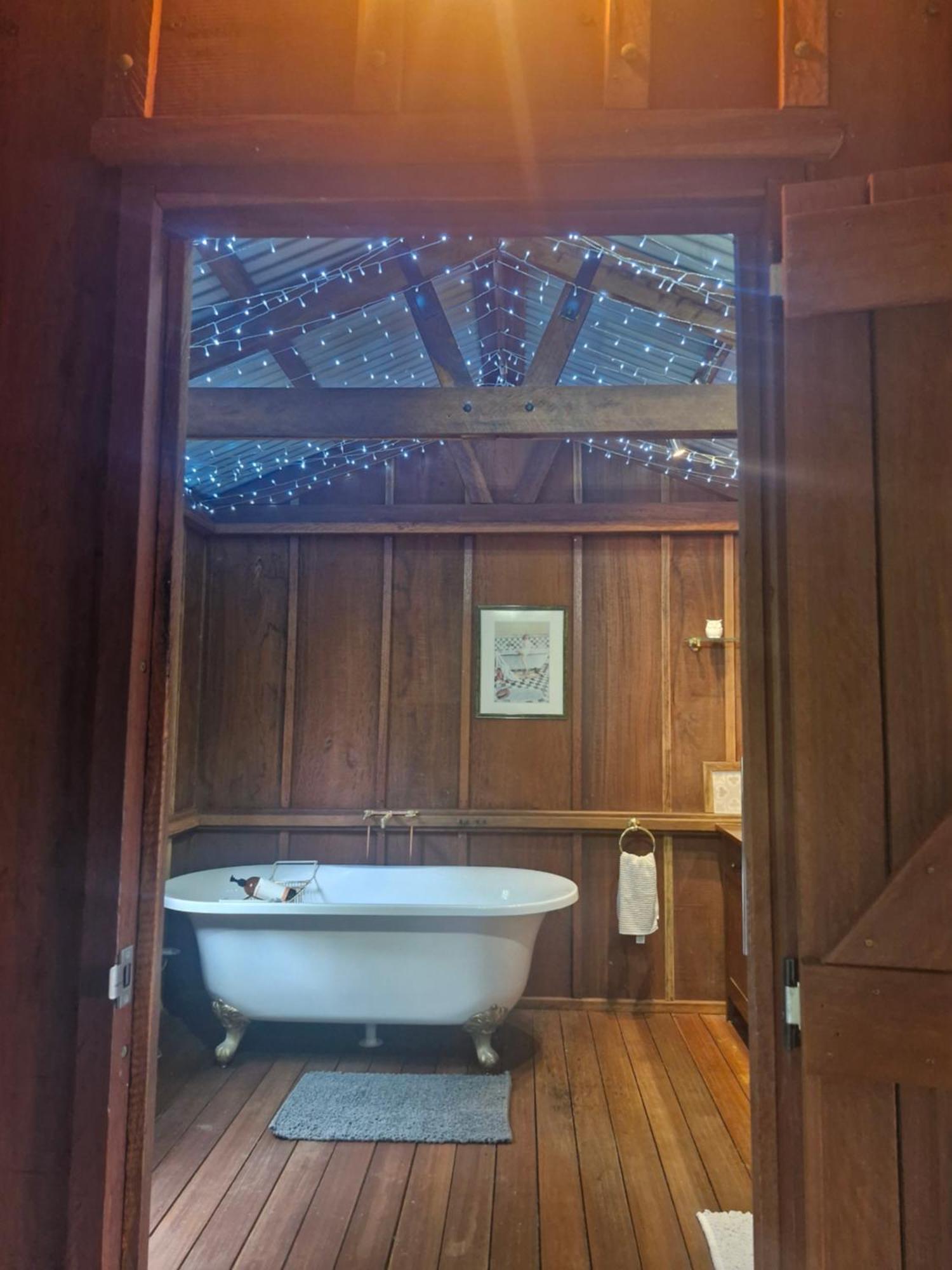 מונטוויל Country Cottage Sunshine Coast מראה חיצוני תמונה